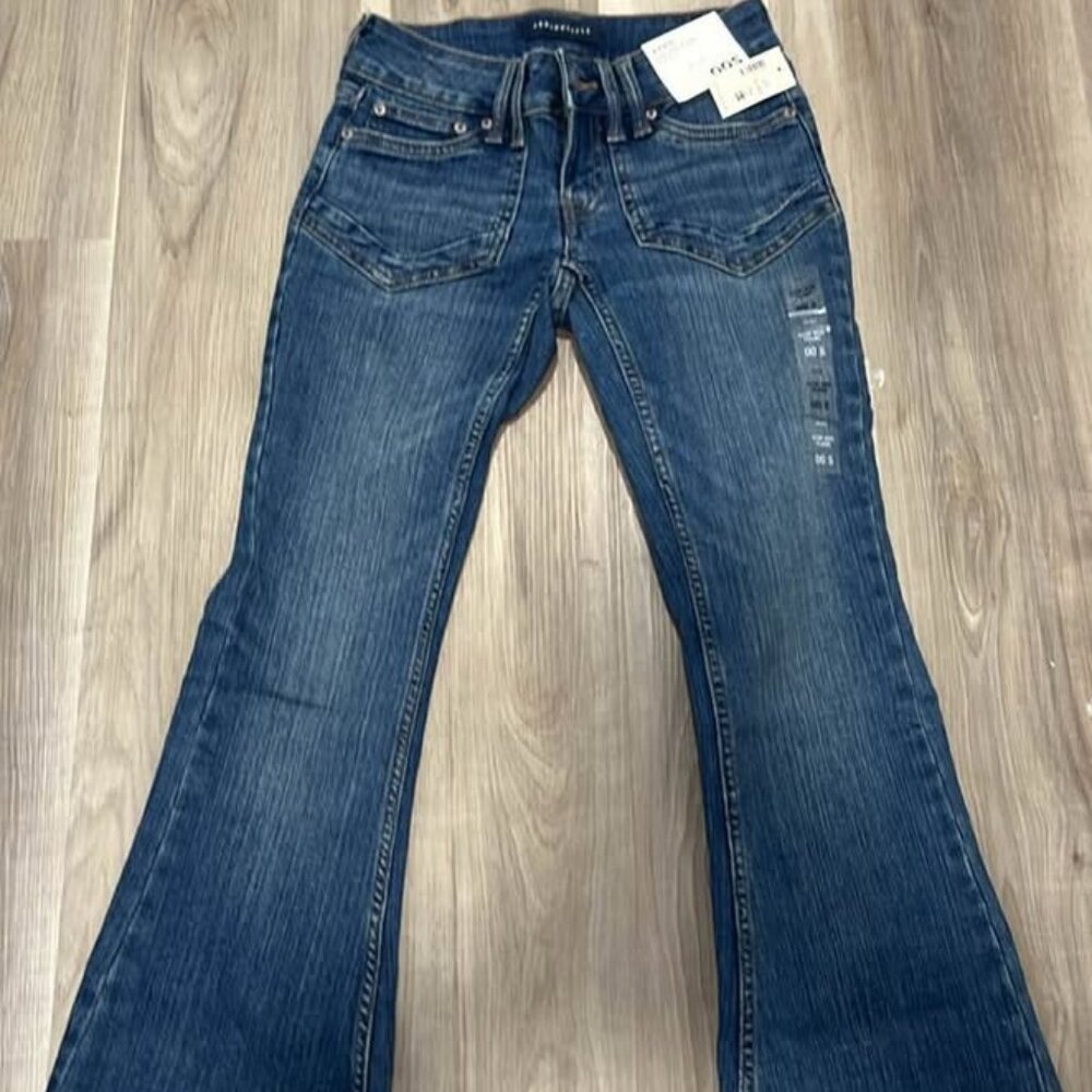 *Brand New* Aeropostale low rise flare jeans